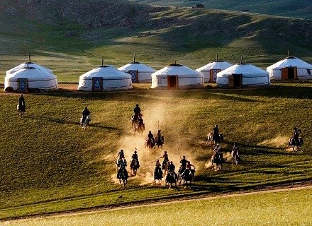 Discover Russia and Mongolia: from Moscow to Vladivostok via Mongolia (TS-28)