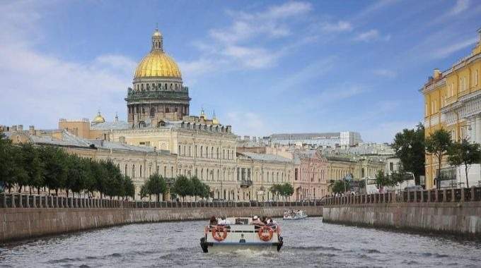 4-Star Russian River Cruise - St. Petersburg - Golden Ring - Moscow - 11 Days (CR-46)